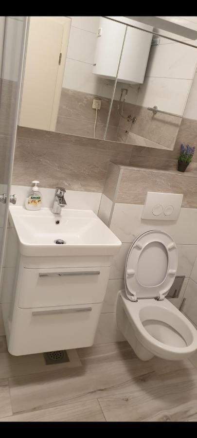 Apartman Petra Makarska Exterior photo
